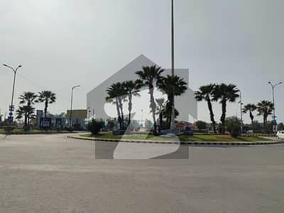 بحریہ ٹاؤن فیز 8 ۔ علی بلاک بحریہ ٹاؤن فیز 8 ۔ سفاری ویلی,بحریہ ٹاؤن فیز 8,بحریہ ٹاؤن راولپنڈی,راولپنڈی میں 7 مرلہ رہائشی پلاٹ 90.0 لاکھ میں برائے فروخت۔