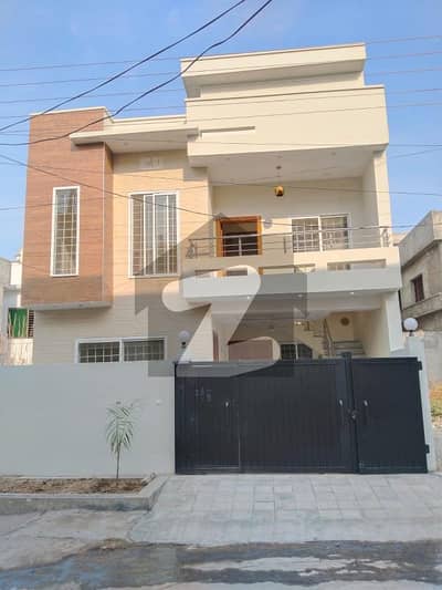 نیو سٹی فیز 2 - بلاک ایل نیو سٹی فیز 2,نیو سٹی,واہ میں 6 کمروں کا 6 مرلہ مکان 2.05 کروڑ میں برائے فروخت۔