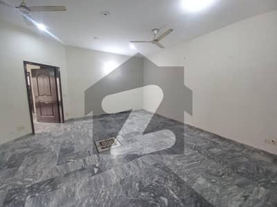 Beautiful upper portion for Rent Beautiful upper portion for Rent