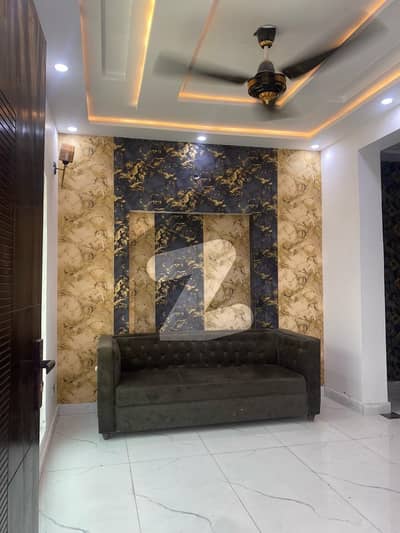 5MARLA HOUSE AVAILABLE FOR SALE OWNER BUILD SOLLAR INSTALL IN BAHRIA ORCHARD LAHORE E BLOCK