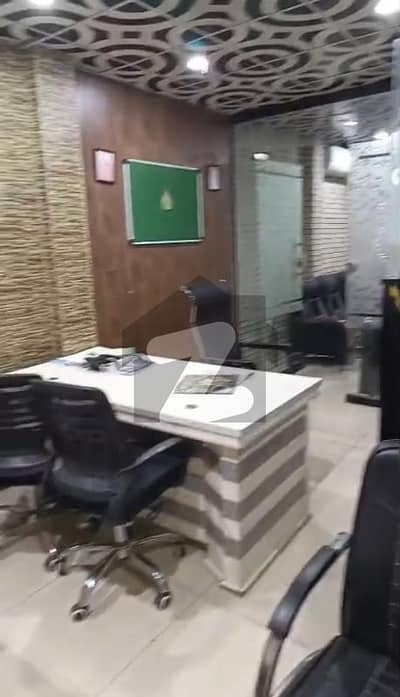 لکسس مال اینڈ ریزیڈینسی گلبرگ گرینز ۔ بلاک بی,گلبرگ گرینز,گلبرگ,اسلام آباد میں 2 مرلہ دفتر 85.0 ہزار میں کرایہ پر دستیاب ہے۔