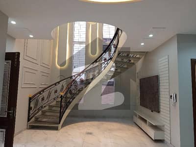 Good Location 10 Marla Upper Portion available for rent in Rahwali Cantt if you hurry