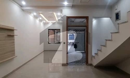 Brand New 3 Marla House Available In Lalazaar Garden For sale