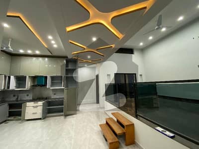 بحریہ ٹاؤن فیز 8 بحریہ ٹاؤن راولپنڈی,راولپنڈی میں 3 کمروں کا 10 مرلہ بالائی پورشن 62.0 ہزار میں کرایہ پر دستیاب ہے۔