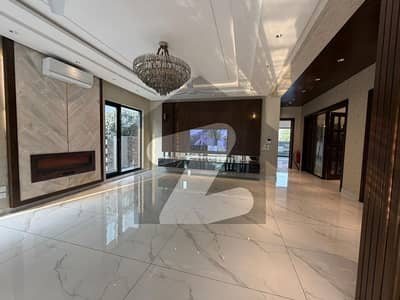 10 MARLA SLIGHLTY USED AS LIKE NEW HOUSE FOR SALE DHA PHASE 7 HOT LOCATION CHPEAST OFFER IDEAL DEAL