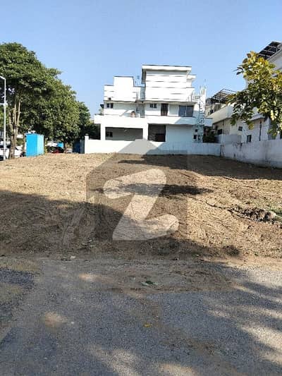 ڈی ایچ اے ڈیفینس فیز 1 ڈی ایچ اے ڈیفینس,اسلام آباد میں 1 کنال رہائشی پلاٹ 3.95 کروڑ میں برائے فروخت۔