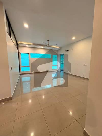 Brand New 500 Yds Upper Portion | 3 BR + Drawing & Dining | DHA Phase 8 Brand New 500 Yds Upper Portion | 3 BR + Drawing & Dining | DHA Phase 8