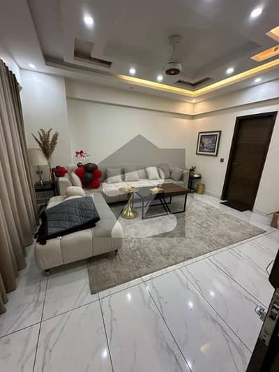 Metro Central 2 Bed With Servant Quarter