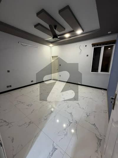 گلشنِ اقبال - بلاک 5 گلشنِ اقبال,گلشنِ اقبال ٹاؤن,کراچی میں 3 کمروں کا 16 مرلہ بالائی پورشن 1.35 لاکھ میں کرایہ پر دستیاب ہے۔