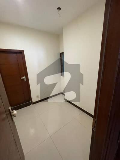 3 Bed DD Apartment For Rent In Bukhari Commercial | Lift &Amp; Car Parking