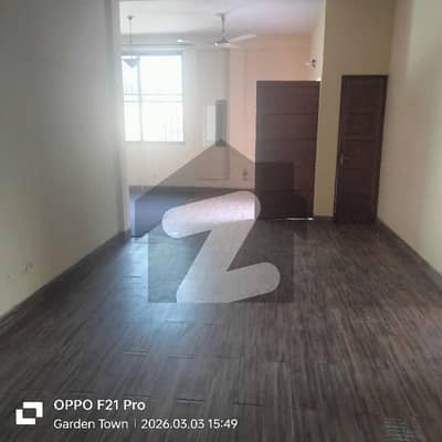 1 KANAL BUEATIFULL UPPER PORTION AVAILABLE FOR RENT