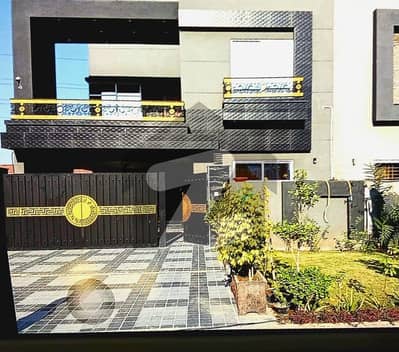 8 MARLA ONLY 1 YEAR USED HOUSE AVAILABLE FOR SALE IN BAHRIA ORCHARD LAHORE PHASE1 NORTHERN BLOCK