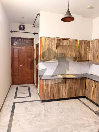 مارگلہ ٹاؤن اسلام آباد میں 3 کمروں کا 5 مرلہ زیریں پورشن 62.0 ہزار میں کرایہ پر دستیاب ہے۔