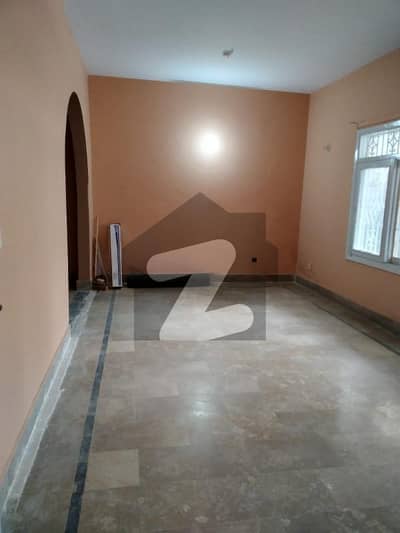 گلشنِ اقبال - بلاک 2 گلشنِ اقبال,گلشنِ اقبال ٹاؤن,کراچی میں 3 کمروں کا 10 مرلہ بالائی پورشن 95.0 ہزار میں کرایہ پر دستیاب ہے۔ گلشنِ اقبال - بلاک 2 گلشنِ اقبال,گلشنِ اقبال ٹاؤن,کراچی میں 3 کمروں کا 10 مرلہ بالائی پورشن 95.0 ہزار میں کرایہ پر دستیاب ہے۔