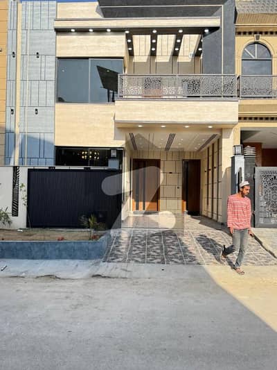 5 Marla ( 25*50 ) House Available for Sale. In Faisal Margalla City ( FMC ) B-17 Islamabad.
