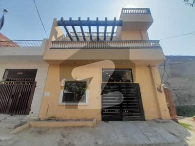 ایلیٹ ٹاؤن لاہور میں 4 کمروں کا 5 مرلہ مکان 98.0 لاکھ میں برائے فروخت۔