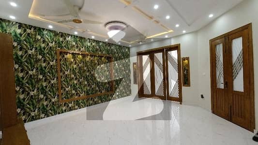 ای ۔ 11 اسلام آباد میں 6 کمروں کا 12 مرلہ مکان 2.5 لاکھ میں کرایہ پر دستیاب ہے۔