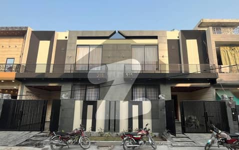 بسم اللہ ہاؤسنگ سکیم جی ٹی روڈ,لاہور میں 4 کمروں کا 5 مرلہ مکان 2.4 کروڑ میں برائے فروخت۔ بسم اللہ ہاؤسنگ سکیم جی ٹی روڈ,لاہور میں 4 کمروں کا 5 مرلہ مکان 2.4 کروڑ میں برائے فروخت۔