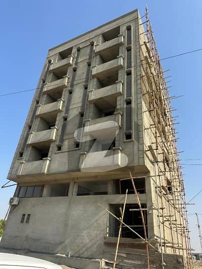 A 700 Square Feet Flat In Karachi Is On The Market For Sale
