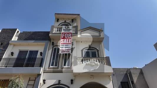 Al-Kabir Phase 2 - Ali Block House For sale Sized 3 Marla