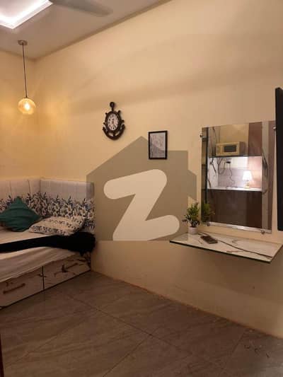 ڈی ایچ اے فیز 2 ڈیفنس (ڈی ایچ اے),لاہور میں 1 کمرے کا 2 کنال کمرہ 35.0 ہزار میں کرایہ پر دستیاب ہے۔