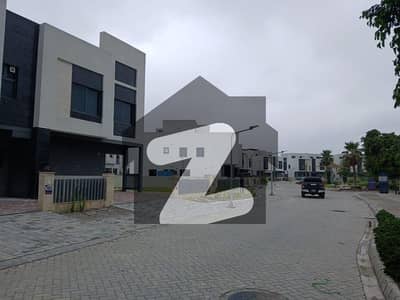 Grand 2 Kanal Villa | Premium GolfCourse Community | Eighteen