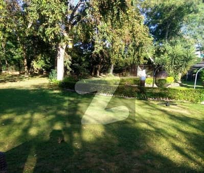 ایف ۔ 7 اسلام آباد میں 7 کمروں کا 4 کنال مکان 12.5 ارب میں برائے فروخت۔