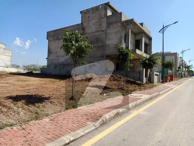 Boulevard Front & Back Open Plot For Sale