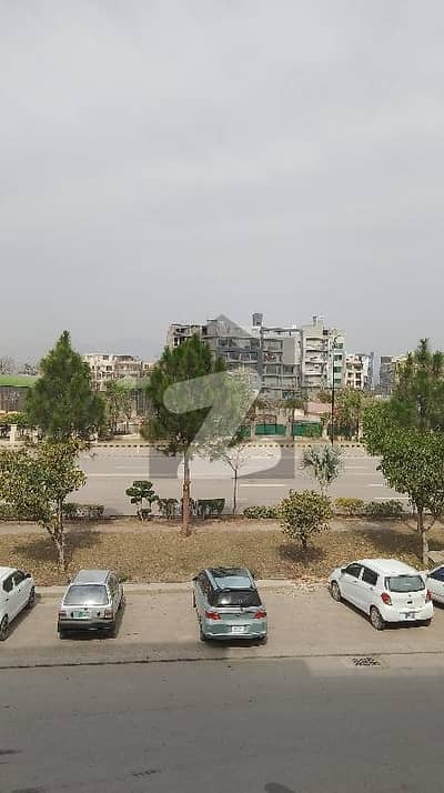 ME2 KANAL PLOT FOR SALE