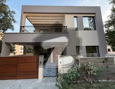 Stunning Prime Location House Is Available For Rent In Bahria Town - Precinct 8