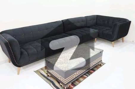 400 Square Feet Spacious Flat Available In Bahria Town - Sector C For Rent