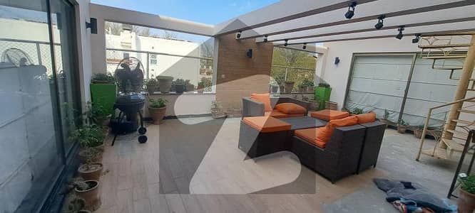 32 Marla 76 feet front Fully Furnished home Walton cavalry ground cantt 60 Feet road