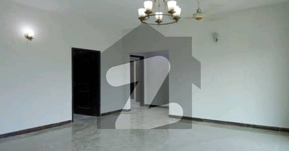 10 Marla Flat Situated In Askari 11 For sale
