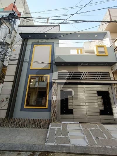 سعدی ٹاؤن - بلاک تین سعدی ٹاؤن,سکیم 33,کراچی میں 2 کمروں کا 5 مرلہ مکان 1.75 کروڑ میں برائے فروخت۔