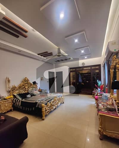 Luxury 2 Kanal House for Sale in DHA Phase 3 Block Z 5 Bed - Prime Location