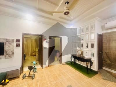 ملٹری اکاؤنٹس سوسائٹی ۔ بلاک اے ملٹری اکاؤنٹس ہاؤسنگ سوسائٹی,لاہور میں 5 کمروں کا 9 مرلہ مکان 2.95 کروڑ میں برائے فروخت۔