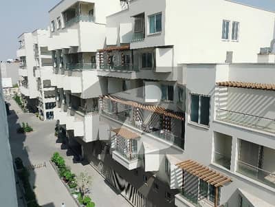 پینٹا سکوائر بائے ڈی ایچ اے لاهور ڈی ایچ اے فیز 5,ڈیفنس (ڈی ایچ اے),لاہور میں 3 کمروں کا 7 مرلہ فلیٹ 1.8 لاکھ میں کرایہ پر دستیاب ہے۔