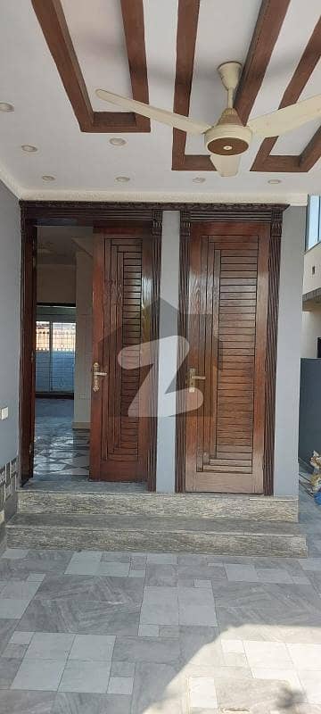 این ایف سی 1 لاہور میں 7 کمروں کا 1 کنال مکان 6.0 کروڑ میں برائے فروخت۔