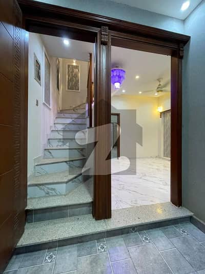 الکبیر ٹاؤن - فیز 2 الکبیر ٹاؤن,رائیونڈ روڈ,لاہور میں 3 کمروں کا 3 مرلہ مکان 55.0 ہزار میں کرایہ پر دستیاب ہے۔