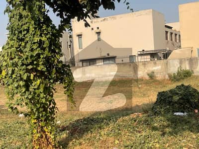 1 KANAL RESIDENTIAL PLOT FOR SALE IN DHA PHASE 8 -W BLOCK.