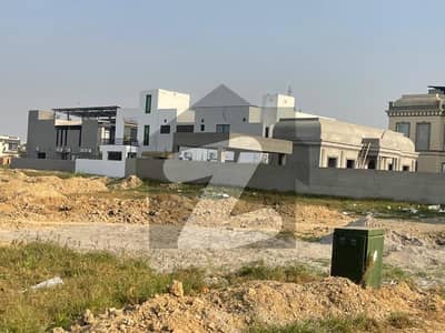 2 KANAL RESIDENTIAL PLOT FOR SALE IN DHA PHASE 7 -Y BLOCK.