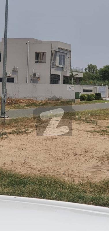 کینال ویو بلاک سی کینال ویو,لاہور میں 1 کنال رہائشی پلاٹ 4.75 کروڑ میں برائے فروخت۔