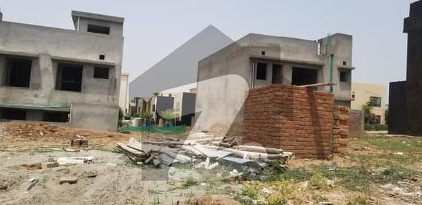 بحریہ ٹاؤن فیز 8 ۔ بلاک ایم بحریہ ٹاؤن فیز 8,بحریہ ٹاؤن راولپنڈی,راولپنڈی میں 5 مرلہ رہائشی پلاٹ 79.5 لاکھ میں برائے فروخت۔