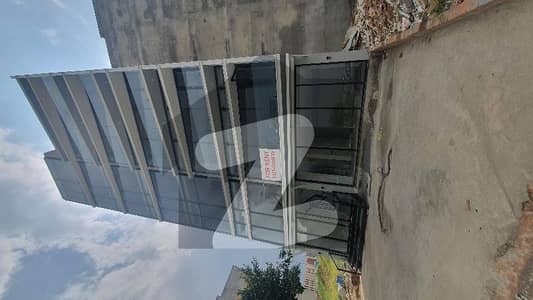 plot no 28a block C6 expressway