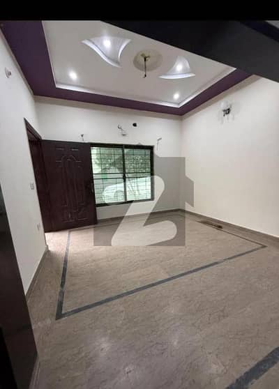 نواب ٹاؤن - بلاک ڈی نواب ٹاؤن,لاہور میں 2 کمروں کا 5 مرلہ مکان 35.0 ہزار میں کرایہ پر دستیاب ہے۔