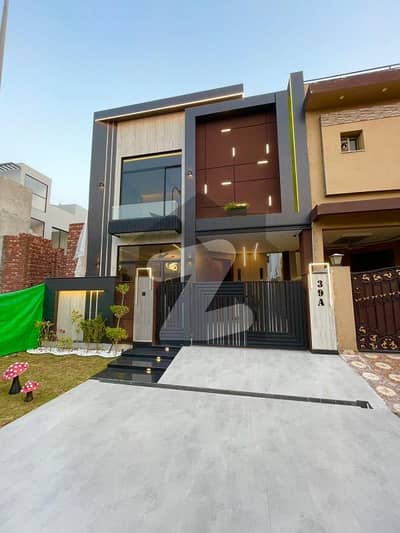 5 Marla Brand New House Available For Sale ln DHA 9 Town