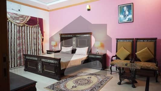 3 Bedroom 4 Washroom Fully Furnished Car Parking