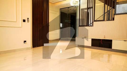 Modern Lifestyle Starts Here 5 Marla House 3 Bed Available For Rent In DHA 9 Town