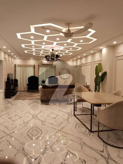 1800 Square Feet 3 Bedrooms Apartment For Rent In DHA Phase 8 Ex Air Avenue - Facing Park