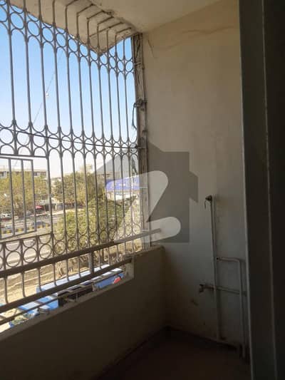 2 BED DD In Haroon shopping Center